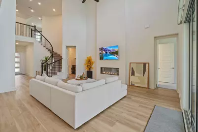 26915 Southwick Valley Lane, The Woodlands, TX 77389 - Photo 20