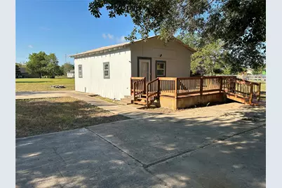 1006 Spur 515, Navasota, TX 77868 - Photo 4