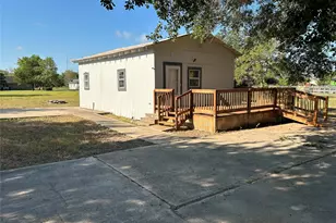 1006 Spur 515, Navasota, TX 77868 - Photo 4