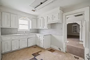 1218 Genova St, Houston, TX 77009 - Photo 12