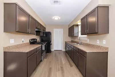 9815 Caballero Drive, Houston, TX 77078 - Photo 10