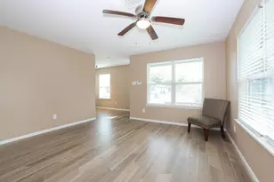 9815 Caballero Dr, Houston, TX 77078 - Photo 8