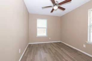 9815 Caballero Dr, Houston, TX 77078 - Photo 18
