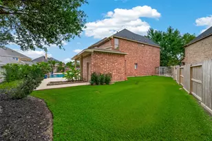 27411 Manor Falls Lane, Fulshear, TX 77441 - Photo 44