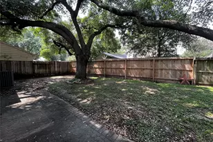 16042 Pinyon Creek Dr, Houston, TX 77095 - Photo 28