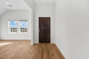 422 Magnetic Hl Dr, Crosby, TX 77532 - Photo 2