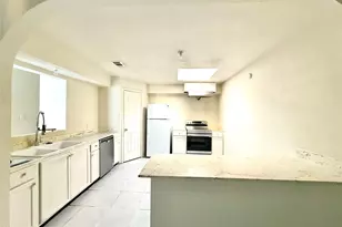 3918 Summit Valley Dr, Houston, TX 77082 - Photo 4