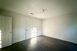 3918 Summit Valley Dr, Houston, TX 77082 - Photo 8