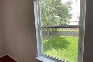 8919 Diamond Lake Ln, Houston, TX 77083 - Photo 22