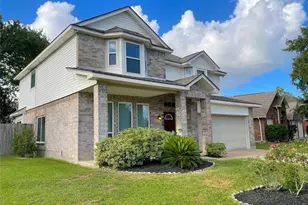 8919 Diamond Lake Ln, Houston, TX 77083 - Photo 2
