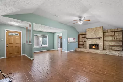 9731 Shell Rock Road, La Porte, TX 77571 - Photo 4