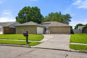 9731 Shell Rock Rd, La Porte, TX 77571 - Photo 1