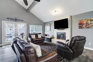 2235 Round Lake Dr, Houston, TX 77077 - Photo 16