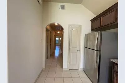 16928 W Ivanhoe, Montgomery, TX 77316 - Photo 6