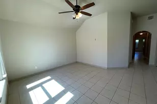 16928 W Ivanhoe, Montgomery, TX 77316 - Photo 4