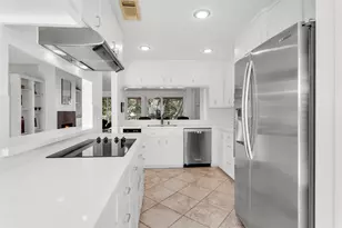 67 Harbor Ln, Kemah, TX 77565 - Photo 10