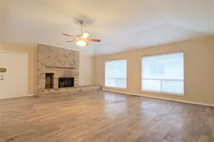 4410 Dawn Creek Ln, Spring, TX 77388 - Photo 2
