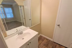 4410 Dawn Creek Ln, Spring, TX 77388 - Photo 10