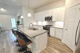 10325 S Goshawk Trl, Conroe, TX 77385 - Photo 14