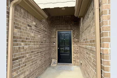 10325 S Goshawk Trail, Conroe, TX 77385 - Photo 4