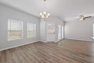518 Emerald Thicket Ln, Houston, TX 77336 - Photo 8