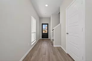 518 Emerald Thicket Ln, Houston, TX 77336 - Photo 2