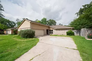 16774 Glen Eagle Dr N, Conroe, TX 77385 - Photo 1