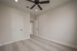 918 St Clair St, Houston, TX 77088 - Photo 28
