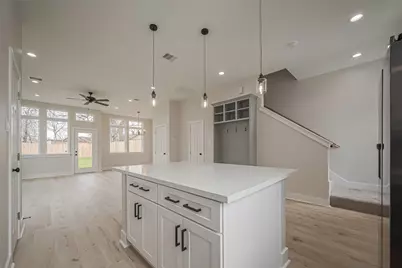 918 Saint Clair Street #B, Houston, TX 77088 - Photo 8