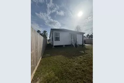 105 County Road 5213, Cleveland, TX 77327 - Photo 4