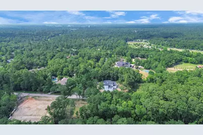 22 Majestic Falls Drive, Kingwood, TX 77339 - Photo 6