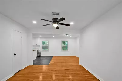 1506 14th Avenue N, Texas City, TX 77590 - Photo 4