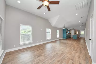 1322 E 36th Street, Houston, TX 77022 - Photo 12