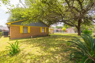 5915 Nordling Rd, Houston, TX 77076 - Photo 2