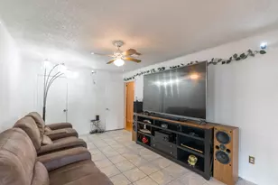 5915 Nordling Rd, Houston, TX 77076 - Photo 16