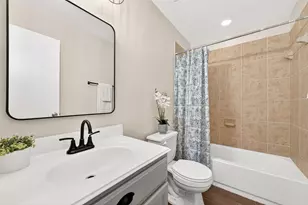 16535 Burnell Oaks Ln, Houston, TX 77090 - Photo 10