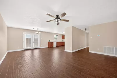 16535 Burnell Oaks Lane, Houston, TX 77090 - Photo 2