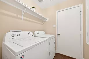 16535 Burnell Oaks Ln, Houston, TX 77090 - Photo 14