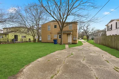 1114 1st Avenue N, Texas City, TX 77590 - Photo 8