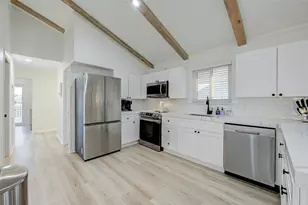 21804 Frio Dr, Galveston, TX 77554 - Photo 10