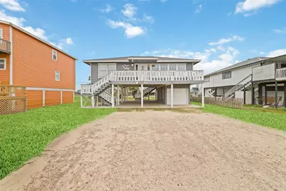 610 Seashell Drive, Freeport, TX 77541 - Photo 2