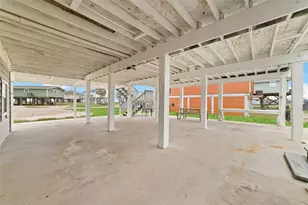 610 Seashell Dr, Freeport, TX 77541 - Photo 6