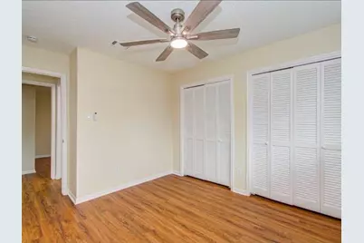 2227 Cherry Bend Dr, Houston, TX 77077 - Photo 16