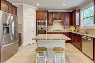 213 W 26th St, Houston, TX 77008 - Photo 12