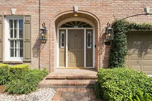 2211 Augusta Dr, Houston, TX 77057 - Photo 8