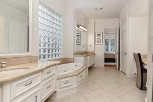 10 Snow Pond Pl, The Woodlands, TX 77382 - Photo 22