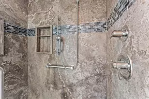 1210 Lynn Ln, Humble, TX 77338 - Photo 14