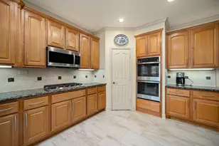 608 Timber Trail Ct, Friendswood, TX 77546 - Photo 16