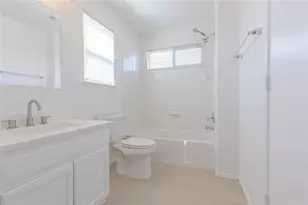 12731 Kiev Hills Ln, Houston, TX 77047 - Photo 12
