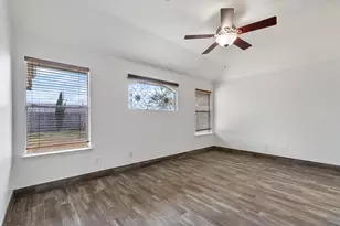 10638 Desert Springs Cir, Houston, TX 77095 - Photo 14